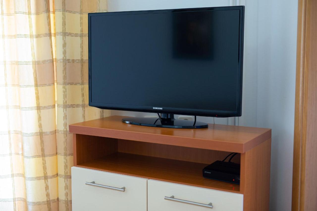 Apartments Jele Malinska Luaran gambar